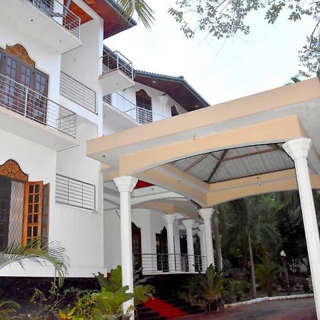 أنرادابورام Happy Leoni Hotel المظهر الخارجي الصورة
