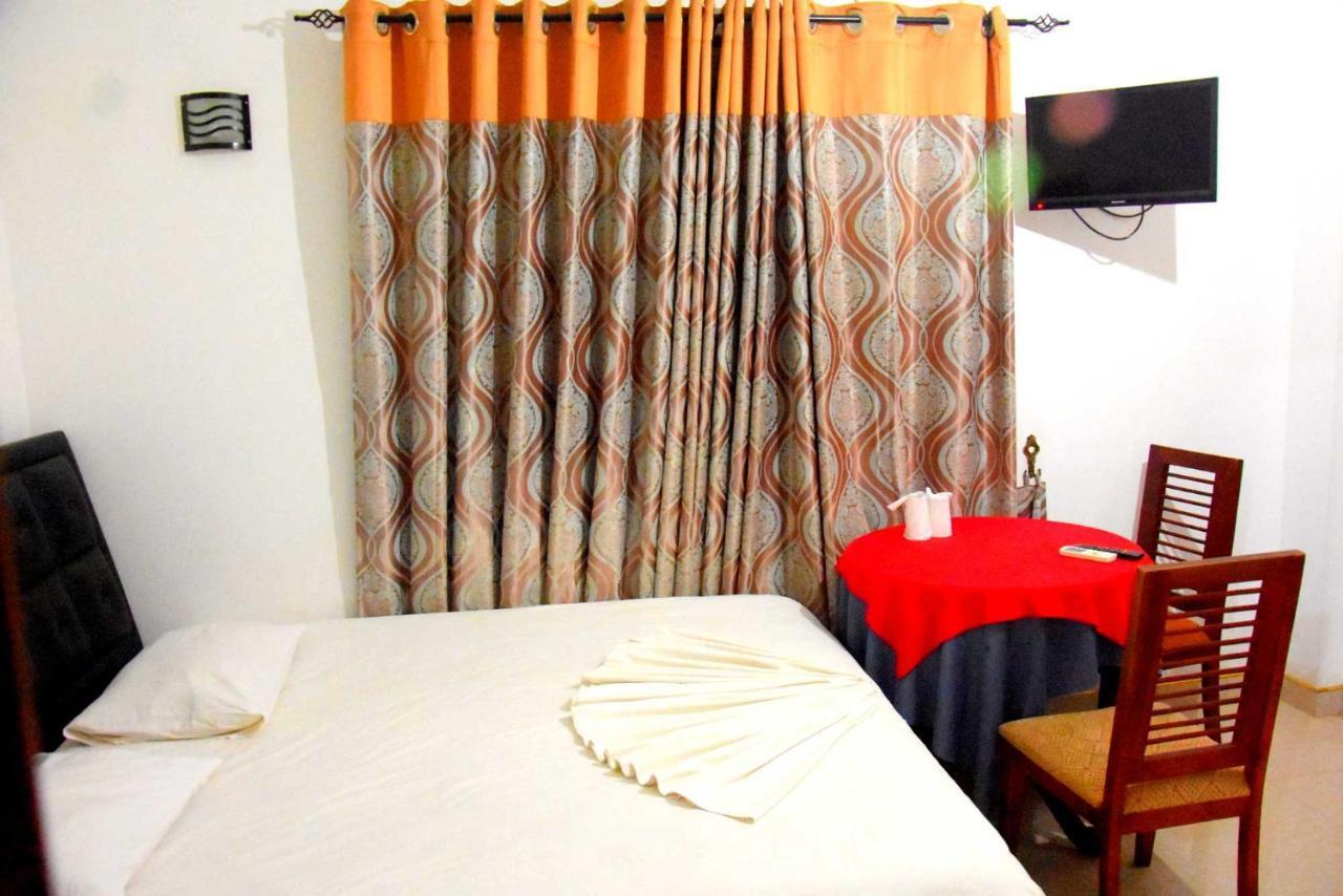 أنرادابورام Happy Leoni Hotel المظهر الخارجي الصورة